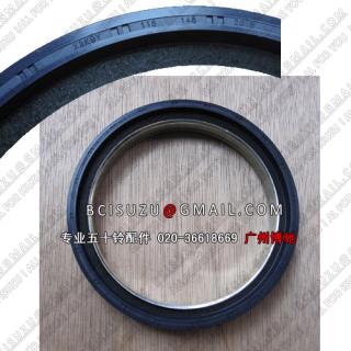 1-09625557-1 8-97617309-0 6WF1 10PE1 CRANSHAFT OIL SEAL