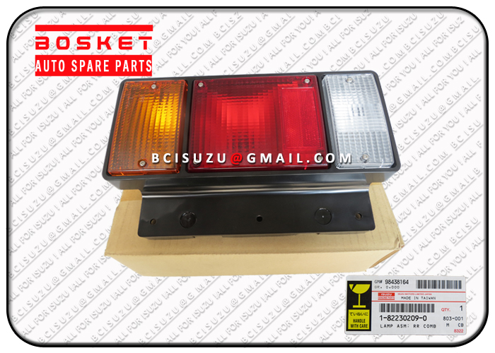 Rear Comb Lamp Asm For Isuzu CYZ51K 6WF1 1822302090 1-82230209-0 