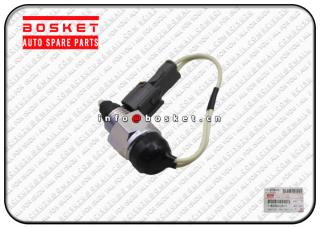 1823801251 1-82380125-1 Cab Tilt Lock Switch Suitable for ISUZU CYZ51 